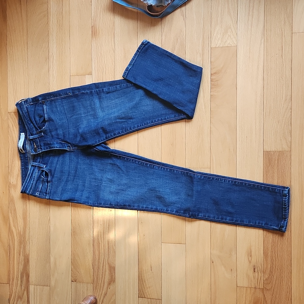 Levi jeans